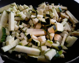 Foto del paso 6 de la receta: Duo de Arepas de remolacha rellenas...🍘🧀🍘🥒🍆