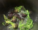 A picture of step 1 of Purple sprouting broccoli in oyster sauce 🥦.