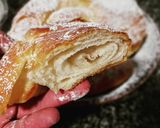 A picture of step 7 of Ensaimada with Pumpkin Jam (Cabello de Ángel).
