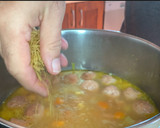 Foto del paso 6 de la receta: Sopa de verduras con albóndigas