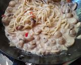 Foto del paso 3 de la receta: Tallarines con Yogur y Champiñones