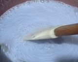 Foto langkah ke 4 dari resep Bubur Sumsum Bunga Telang.