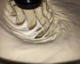 A picture of step 1 of Gènoise Strawberries & Cream.