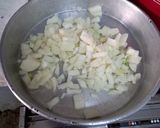 صورة لخطوة 3 من وصفة ملوخيه مع صينية دجاج بالبصل 😋
