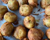 A picture of step 6 of Farali batetawada (potato fritters).