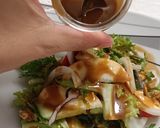 Foto del paso 2 de la receta: 371. Ensalada de manzanas y nueces con vinagreta de mostaza y miel