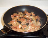 Foto del paso 8 de la receta: Alcachofas hervidas rellenas de hojitas de jamón serrano