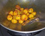 કાશ્મીરી દમ આલુ (Kashmiri Dum Aloo Recipe In Gujarati) રેસીપી સ્ટેપ1ફોટો