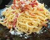 Foto del paso 7 de la receta Espaguetis a la carbonara (con huevo)