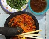 Foto langkah ke 2 dari resep Ikan Tongkol Kuah Asam Pedas.
