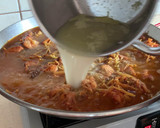Foto del paso 7 de la receta: Fideuá de pollo en soja picante