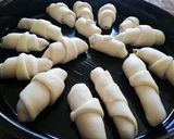 صورة لخطوة 4 من وصفة كروسان_بالشكولا_والجبن