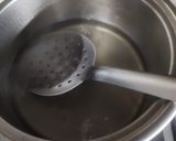 A picture of step 5 of Shahi toast.