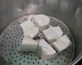 Foto langkah ke 1 dari resep Pie Singkong Vla Kelapa Muda.
