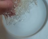 Foto del paso 6 de la receta Tarta de queso sin horno con mermelada de fresa
