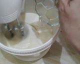 Foto langkah ke 3 dari resep Meringue Marmer Cookies.