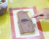Foto langkah ke 6 dari resep Almond Cara Crakine Travel Cake.