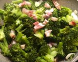 Foto del passaggio 3 della ricetta Pavoncelle su purè di broccoli, spolverata di ricotta stagionata e noci