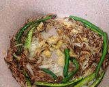 चिकन बिर्यानी (chicken biryani recipe in marathi) रेसिपी स्टेप 4 फोटो