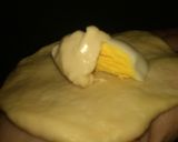 Foto langkah ke 2 dari resep Roti goreng isi telur & keju.