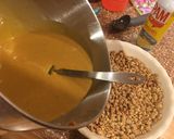 A picture of step 10 of Pumpkin ice cream pie.