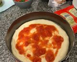 Foto del paso 8 de la receta: Pizza casera y fácil 🍕