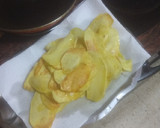 Foto del paso 3 de la receta: Filetes de ternera a la plancha con papas de churrería y alioli