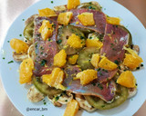 Foto del paso 7 de la receta: Ensalada de tomate, champiñón y mojama con cítricos