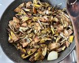 Foto del passaggio 1 della ricetta Pasta al forno con carciofi