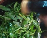 Foto langkah ke 2 dari resep Cah Kangkung/Oseng Kangkung.