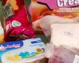 Foto langkah ke 1 dari resep Strawberry Cheesecake in Cup (No Bake).