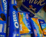 Foto langkah ke 1 dari resep Oreo Cheese Cake Dessert Box.