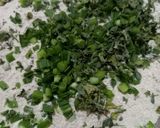 A picture of step 1 of Garlic thepla.