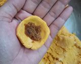 Foto langkah ke 3 dari resep Klepon labu kuning.