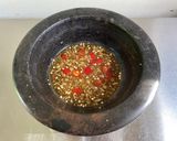 A picture of step 8 of Vietnamese summer rolls.