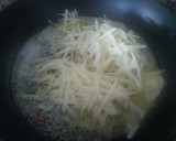 Foto del paso 2 de la receta: Medialuna de boletus en salsa de queso