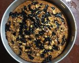 A picture of step 5 of Banana Walnut Cake.