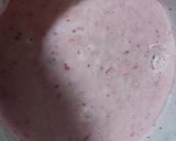 A picture of step 2 of Strawberry ice cream.