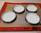 Une image de l'étape 2 de Verrines façon piña colada (ananas, coco, citron vert).