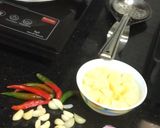 A picture of step 3 of Cream of Broccoli Spinach and Walnut Soup.