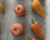 Foto del paso 8 de la receta: Frutas de mazapán (dulce típico valenciano por Sant Dionís, la fiesta de los enamorados)