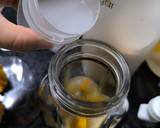 Foto del paso 5 de la receta: Cóctel: Lúcurrina Sour 🍹