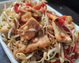 Foto langkah ke 4 dari resep Cah Tauge Tahu.