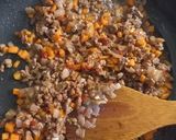 A picture of step 3 of Orzo/ Rice Pasta Stir fry.