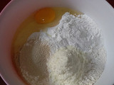 Roti Manis Jumbo Isi Pisang