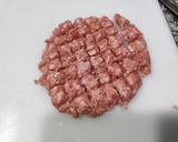 Foto del paso 2 de la receta: Pizza de hamburguesa con cebolla y Queso (invención mía)