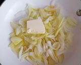 Tejszínes gomba mártás 🍄 recept fázis 1 fotója