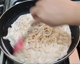 A picture of step 8 of Fettuccine Alfredo Pasta.