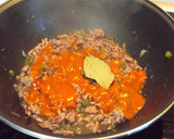 Foto del paso 2 de la receta: Pastel de carne de pavo y de pollo con patatas crujientes