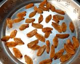 ঘরোয়া উপায়ে কিসমিস তৈরি রেসিপির ধাপ 2 ছবি
